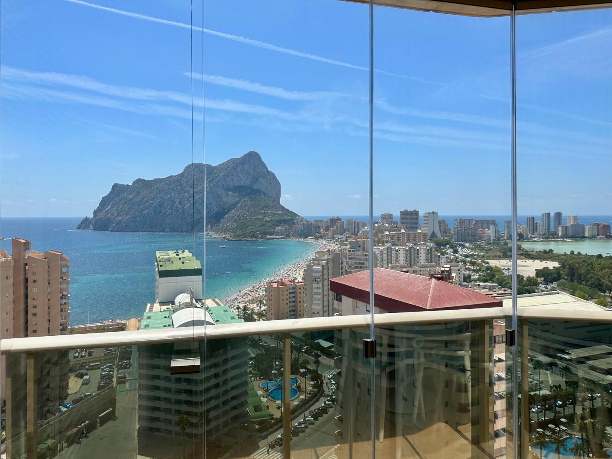 Clubrent - Esmeralda Suites 21º Piso カルプ エクステリア 写真
